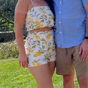 Lemon set (crop top and Shorts)